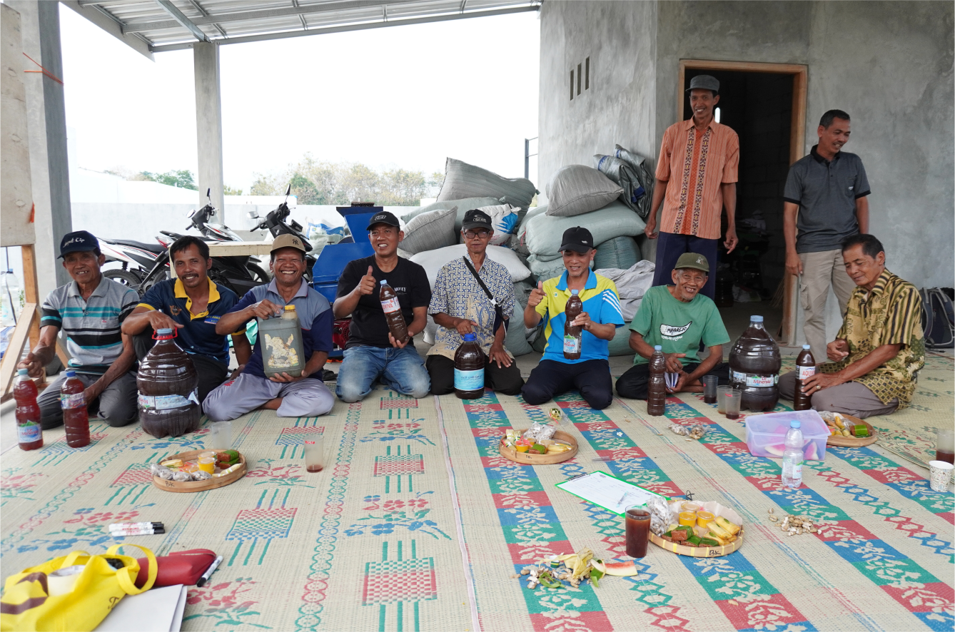 Menghitung Biaya Produksi dan Menjaga Padi di Fase Bunting